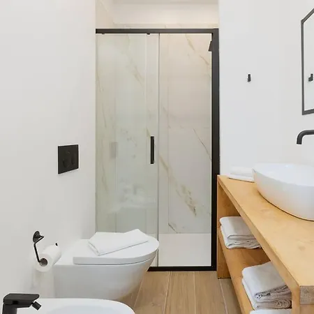 Centro I Cadorna 14 アパート